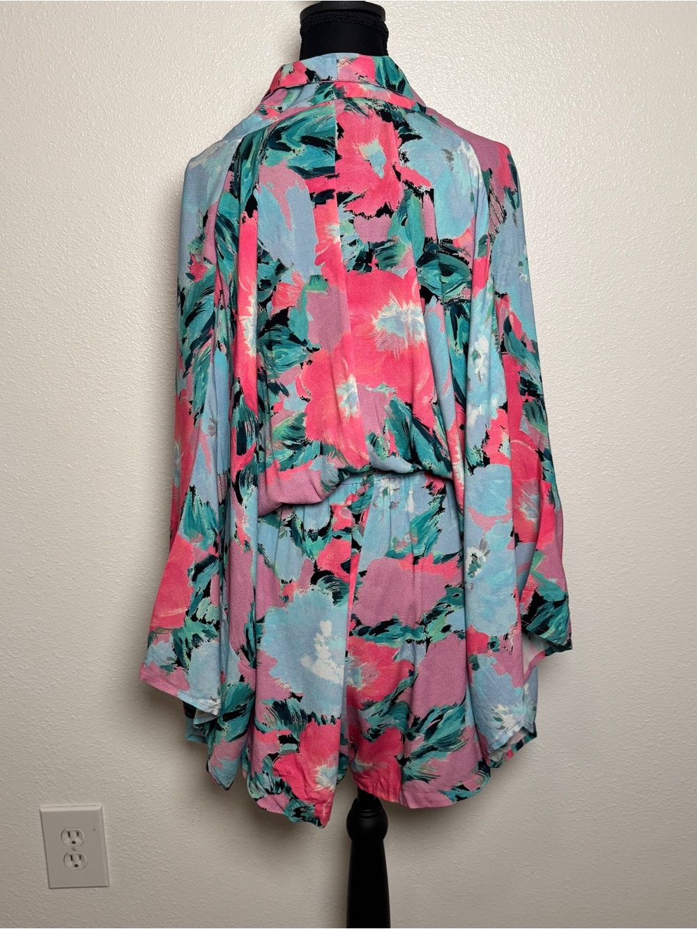 Jen’s Pirate Booty Floral Kimono Romper S Boho Dolman Sleeve Tropical - Picture 3 of 5